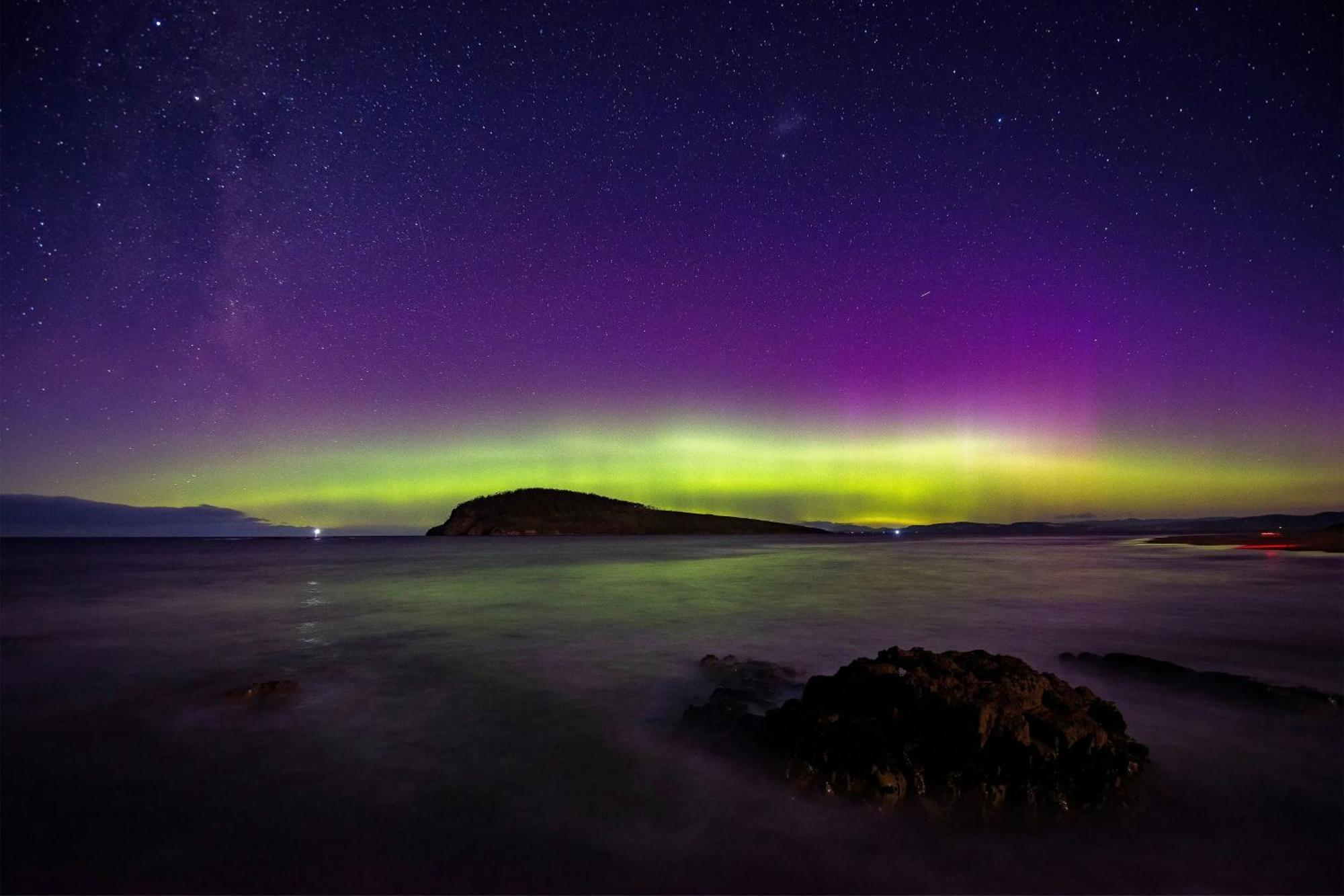 The Tasman, A Luxury Collection Hotel, Χόμπαρτ Εξωτερικό φωτογραφία Aurora Borealis over the Isle of Skye